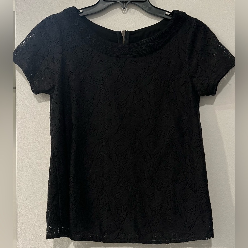 Lace black zipper top